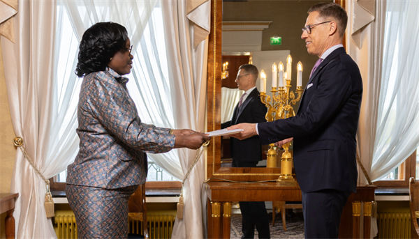 Cream and Blue Baby Couture Business Card Landscaoe